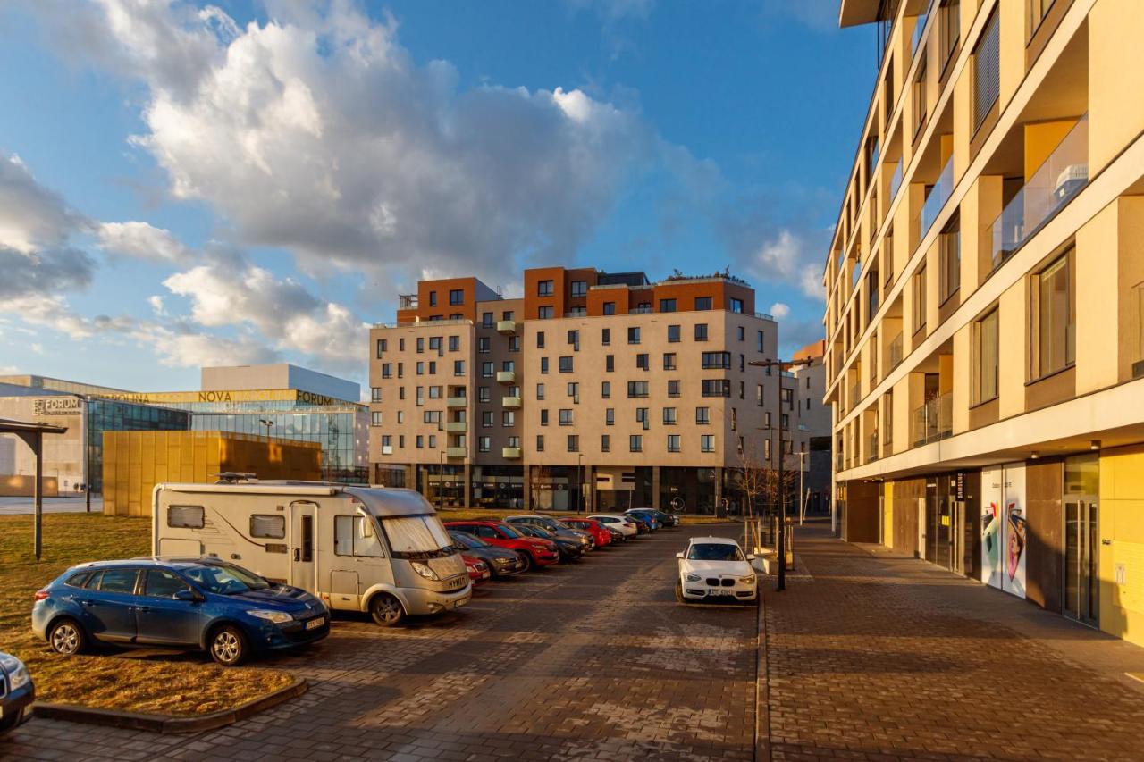 Golden Apartments Rezidence Nova Karolina Ii. Ostrava Eksteriør billede